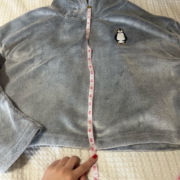 Joyspun Women’s Penguin Plush Hooded Top and Pants 2 Piece Pajama Set Medium - Picture 14 of 14